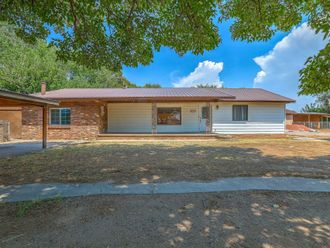 330 Sego Lily Street Bosque Farms, NM 87068