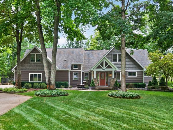9443 Clubhouse Drive W, Canadian Lakes, MI 49346