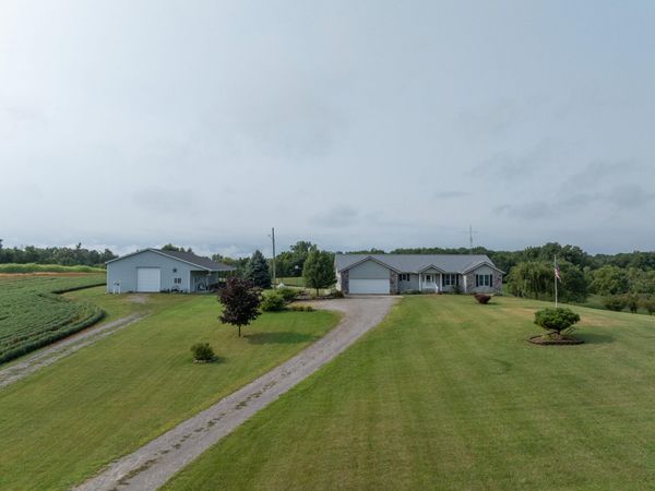 6819 Squawfield Road, Pittsford, MI 49271