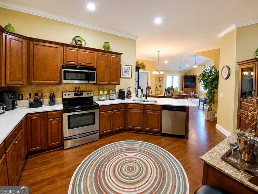Property Image 9