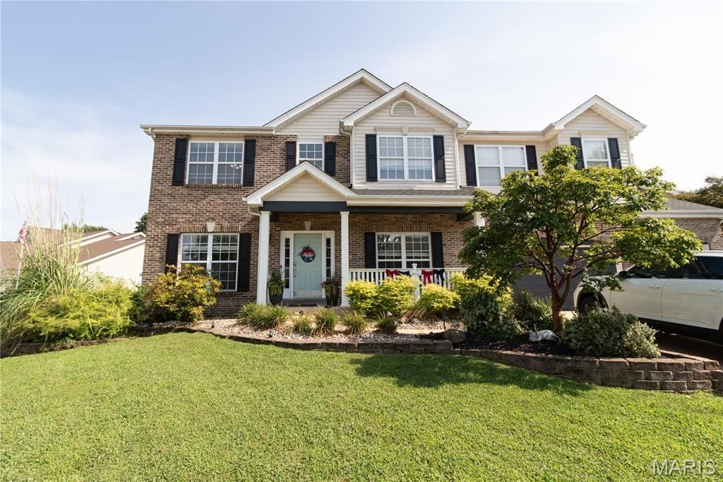 5176 Romaine Spring Drive, Fenton, MO 63026 Main Photo