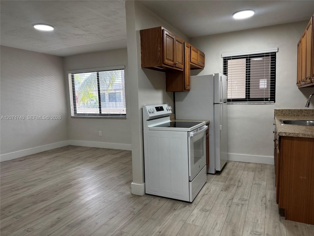 1330 W 29th St , Unit 36, Hialeah, FL 33012 Photo