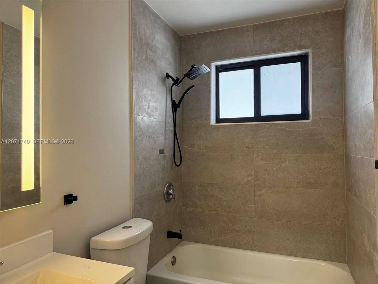 1330 W 29th St , Unit 36, Hialeah, FL 33012 Photo