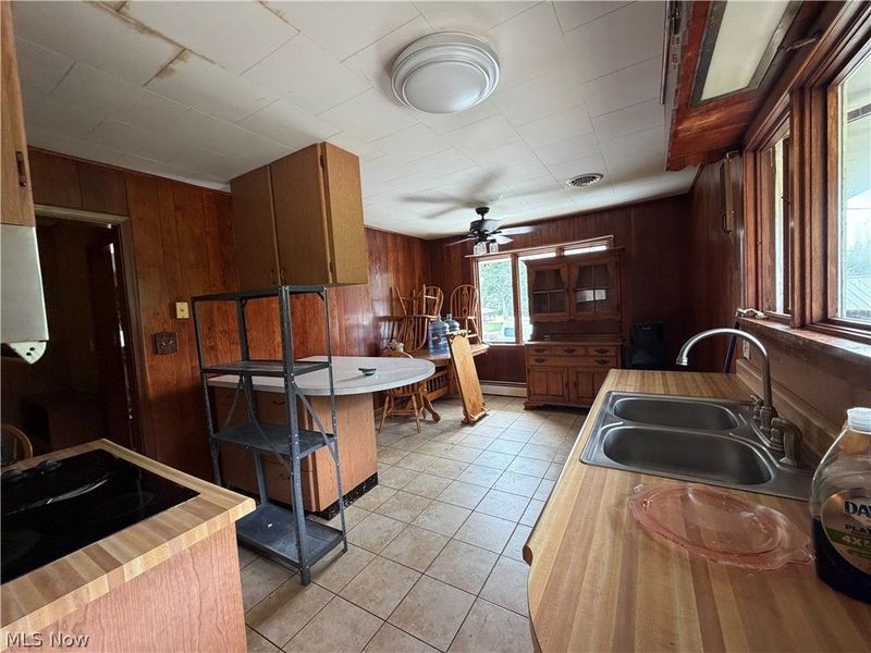 3246 Tabor Ridge Road NE, Mineral City, OH 44656 Photo 4