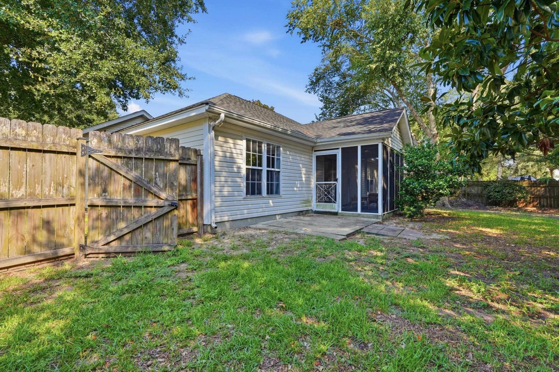 526 Waverly Loop Photo 20