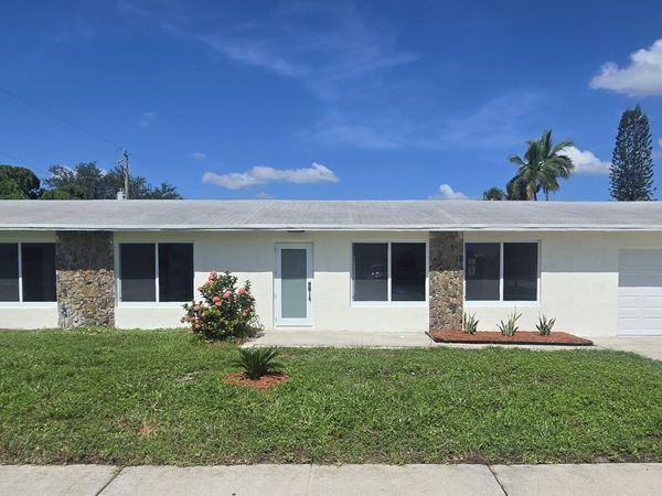303 SW 33RD Terrace, Deerfield Beach, FL 33442