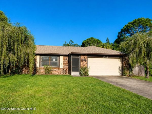 1618 NW Givens Court NW , Palm Bay, FL 32907