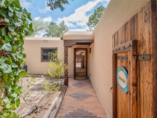 3000 Plaza Blanca, Santa Fe, NM 87507