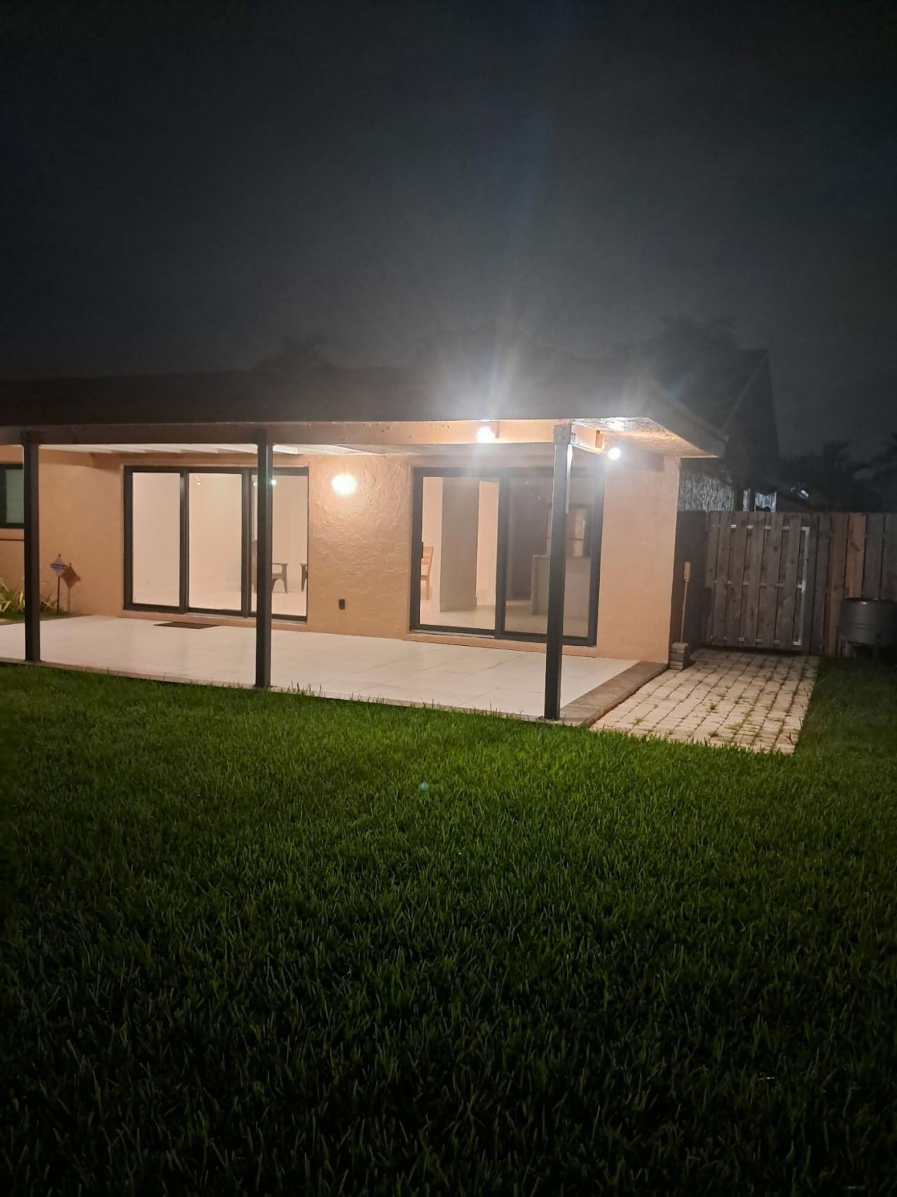 9321 NW 43rd Manor S, Sunrise, FL 33351 Photo