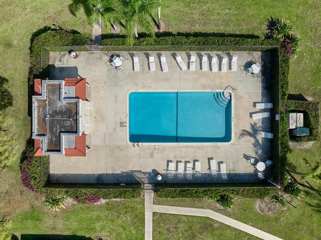3725 Village Drive, Unit D, Delray Beach, FL 33445 Photo