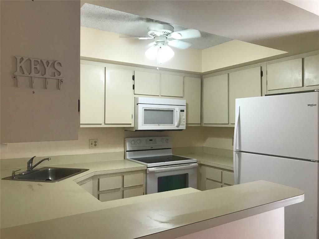 3725 Village Drive, Unit D, Delray Beach, FL 33445 Photo