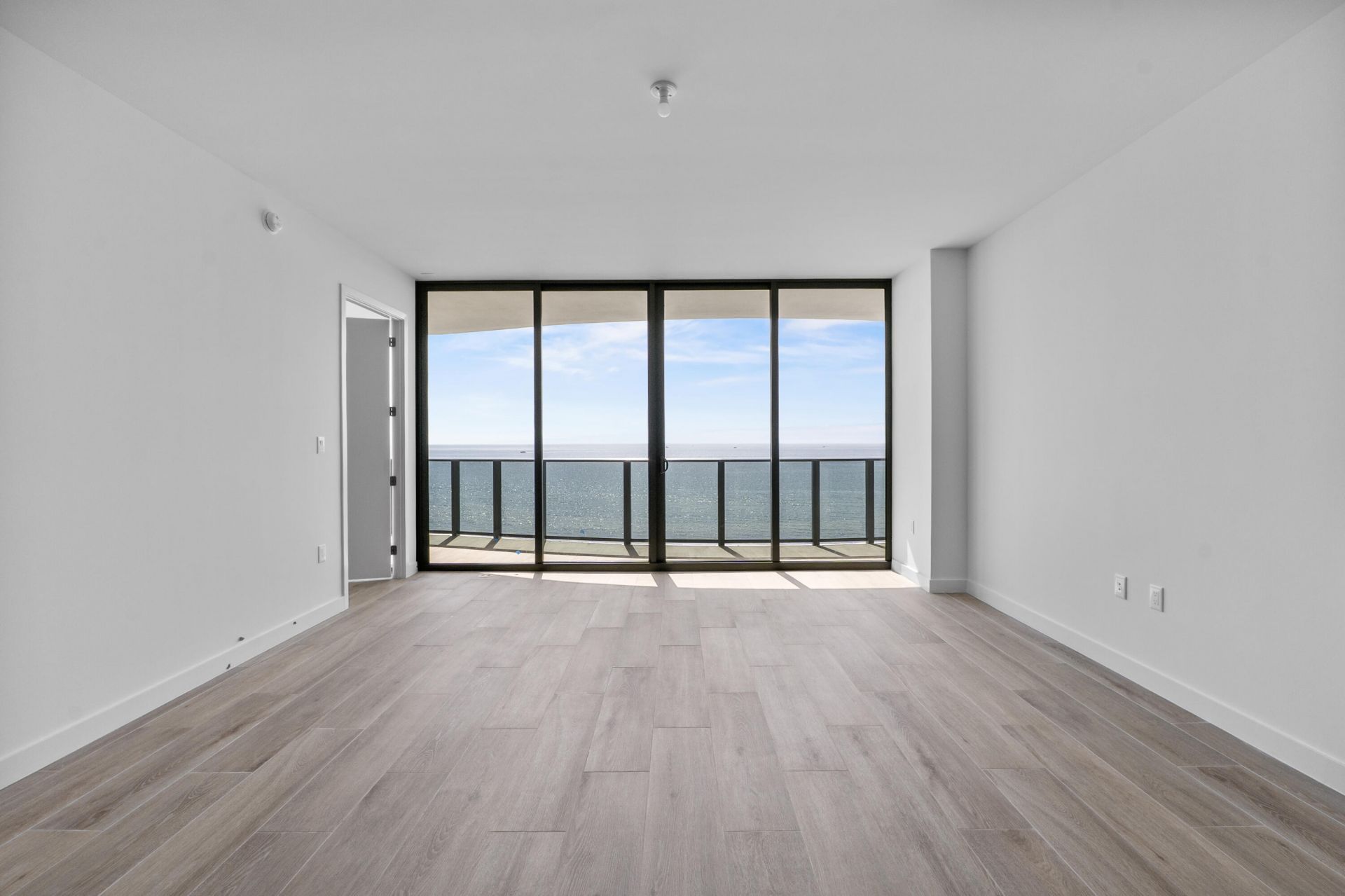 900 N Ocean Boulevard, Unit 802, Pompano Beach, FL 33062 Photo
