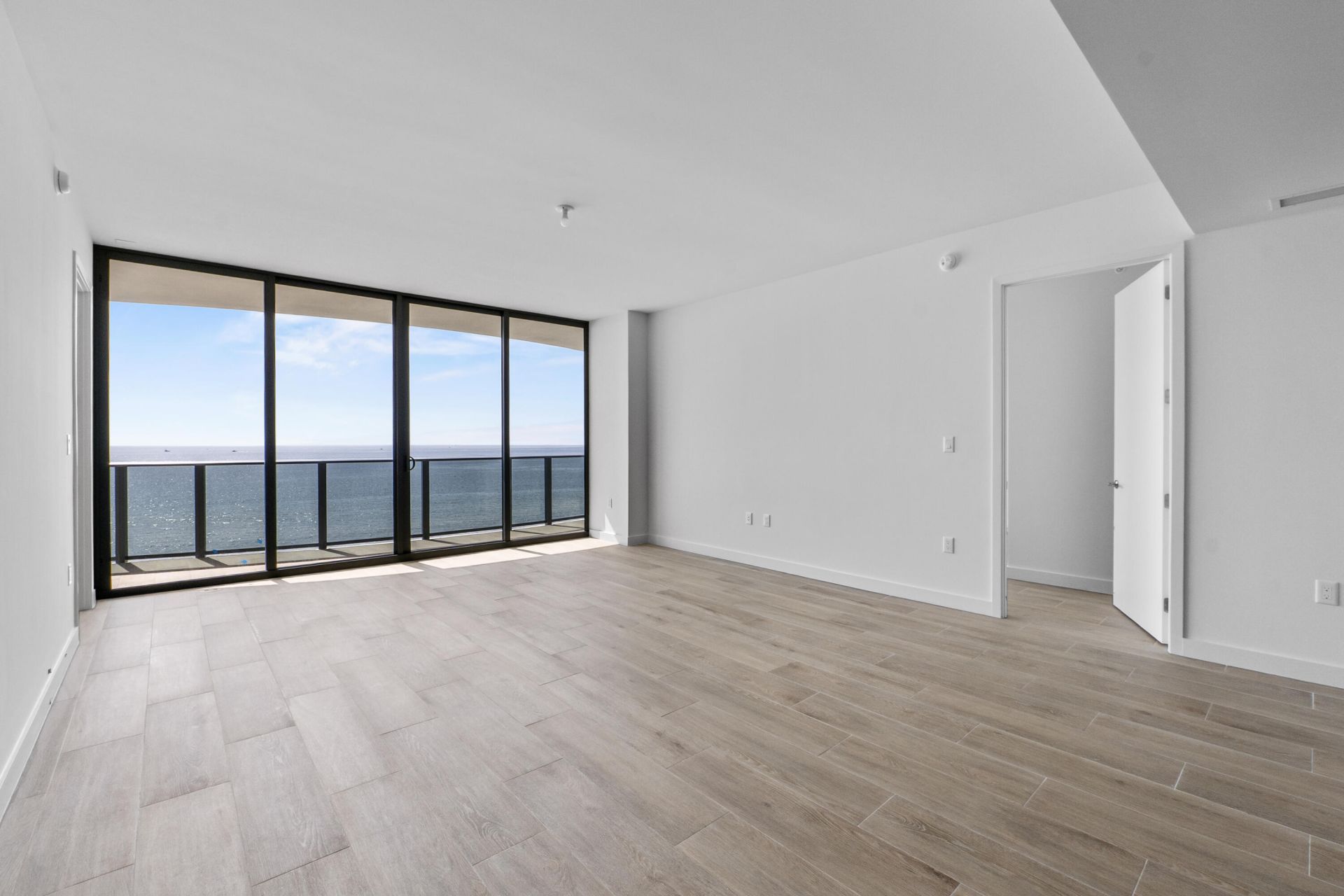 900 N Ocean Boulevard, Unit 802, Pompano Beach, FL 33062 Photo