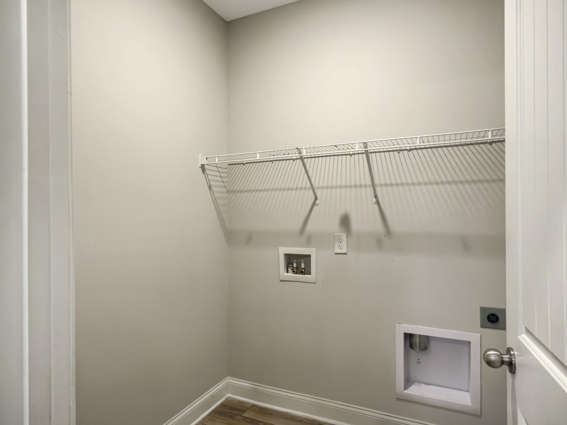 144 Tawney Forest Road Photo 32