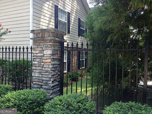 201 Brighton Point, Sandy Springs, GA 30328