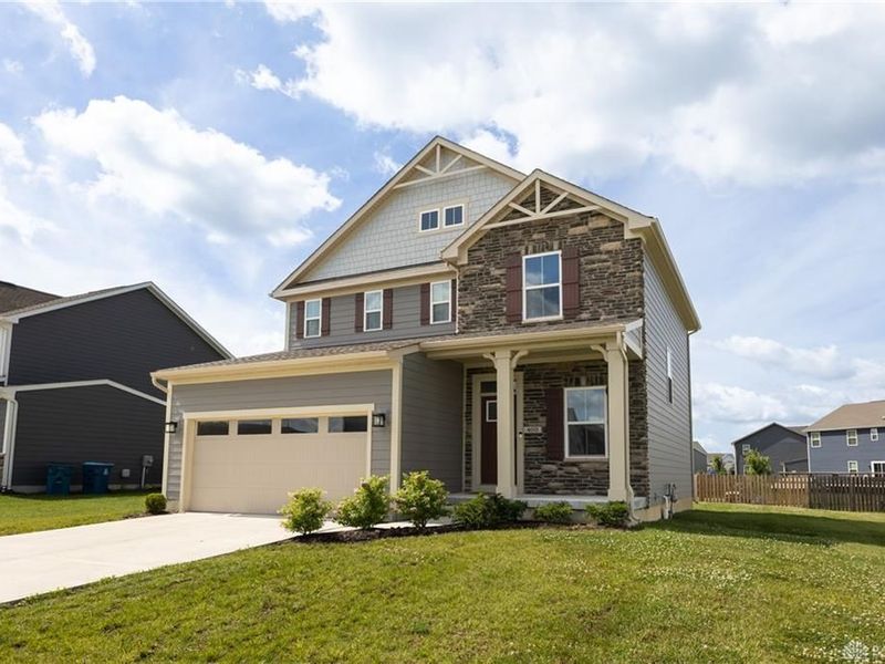 403 Sydney Drive, Tipp City, OH 45371 Photo 2