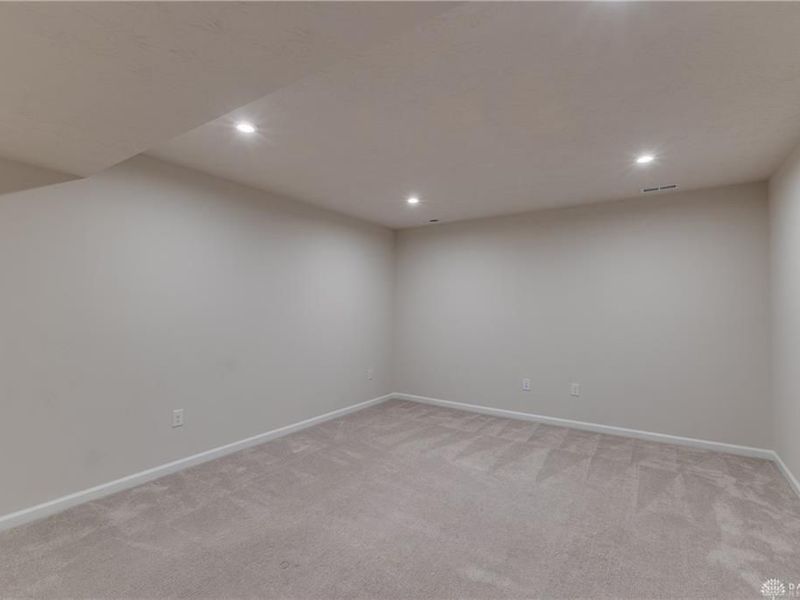 403 Sydney Drive, Tipp City, OH 45371 Photo 27