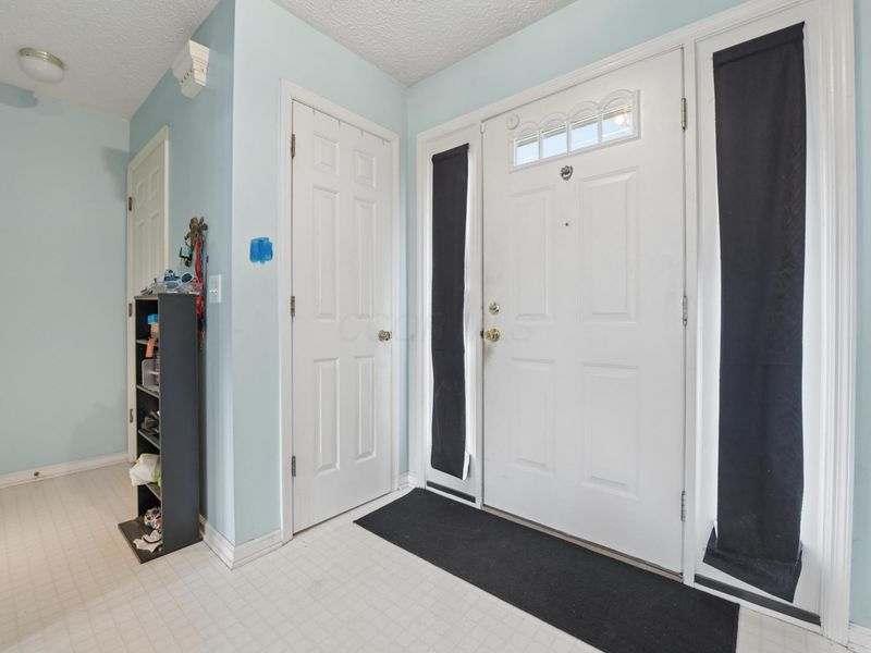 4203 Crispin Court, Grove City, OH 43123 Photo 3