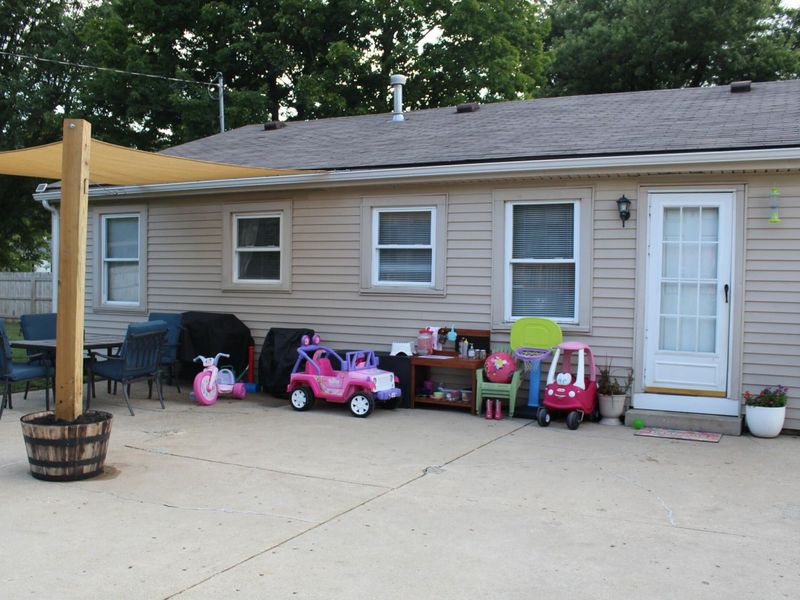 350 Larchmont Drive, Springfield, OH 45503 Photo 29