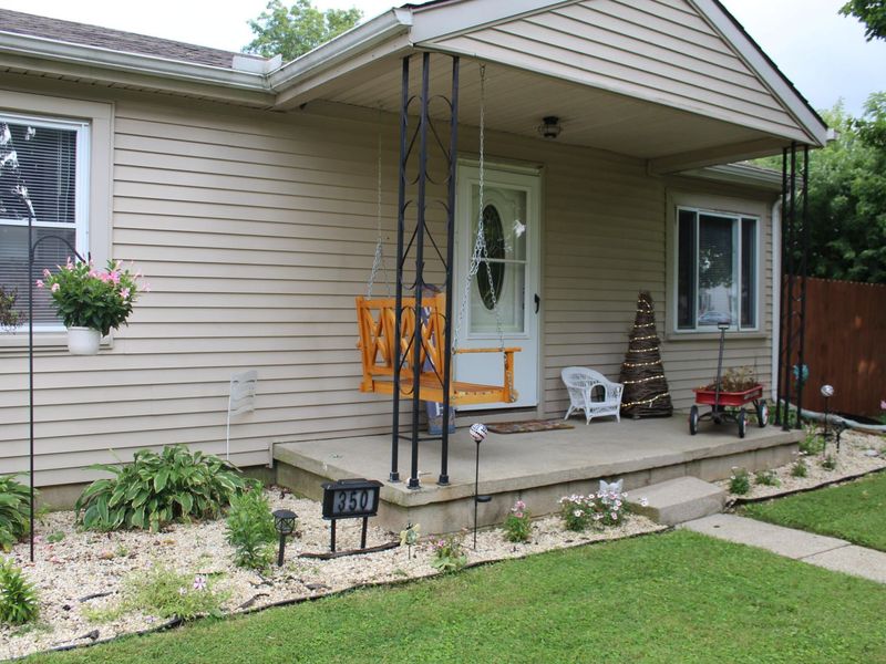 350 Larchmont Drive, Springfield, OH 45503 Photo 3