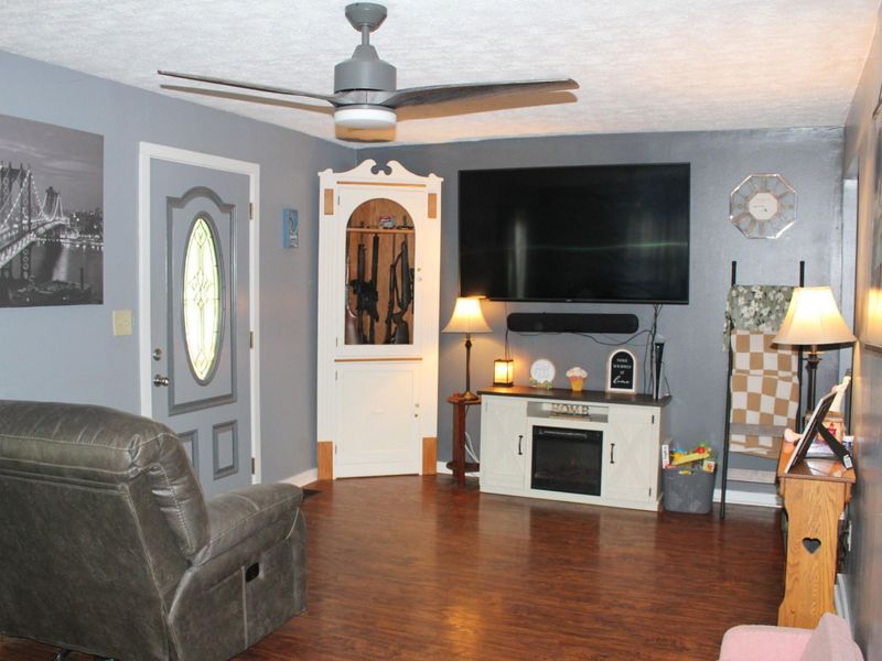 350 Larchmont Drive, Springfield, OH 45503 Photo 8