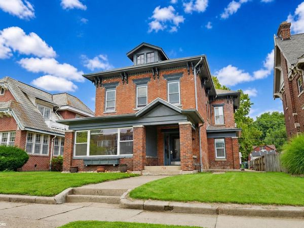 713 Avenue E, Fort Madison, IA 52627