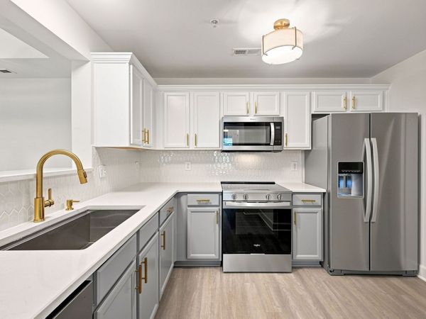 8601 Peckham Ln , Unit 14, Antioch, TN 37013