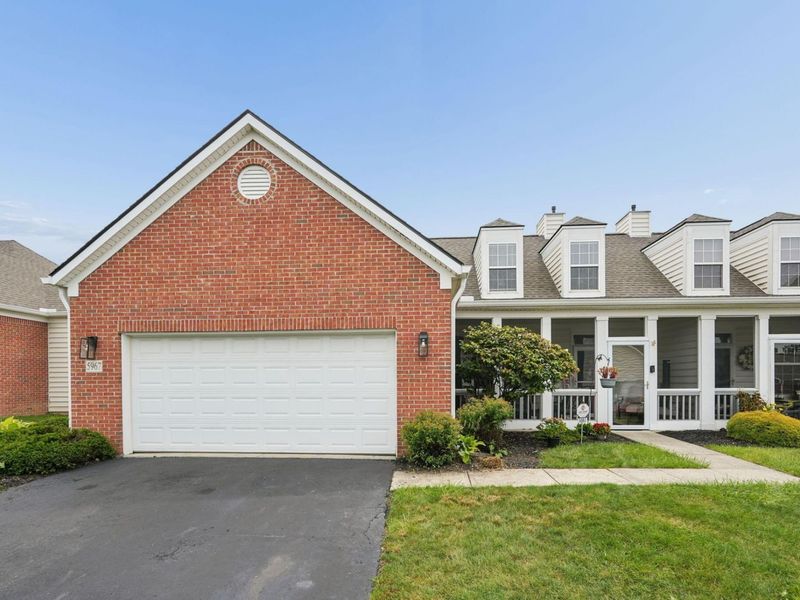 5967 Naughten Pond Drive, Columbus, OH 43213 Photo 2