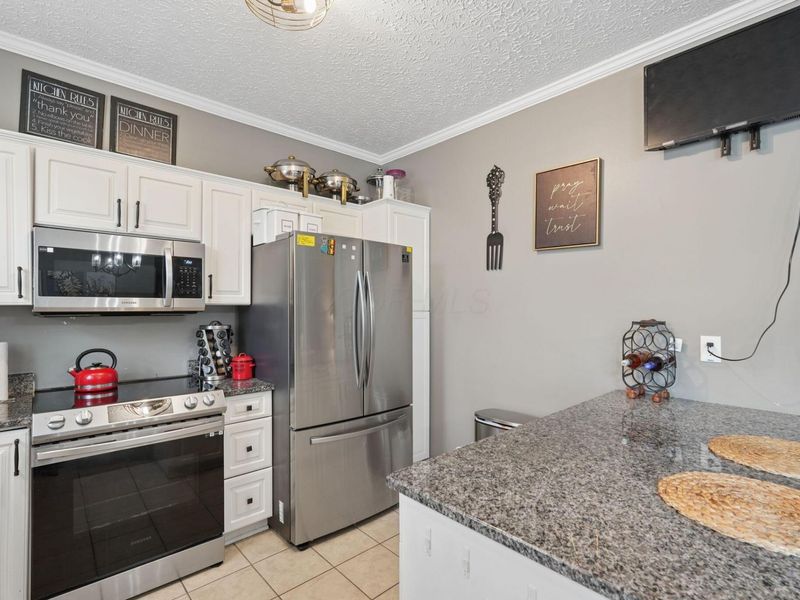 5967 Naughten Pond Drive, Columbus, OH 43213 Photo 21