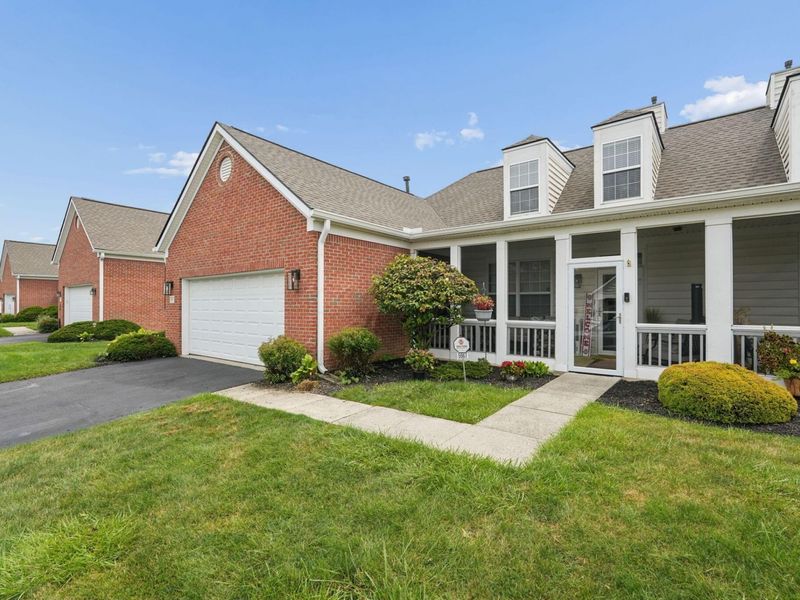 5967 Naughten Pond Drive, Columbus, OH 43213 Photo 4