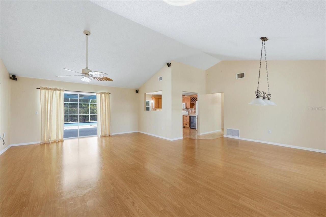 5015 86th Street Court W, Bradenton, FL 34210 Photo
