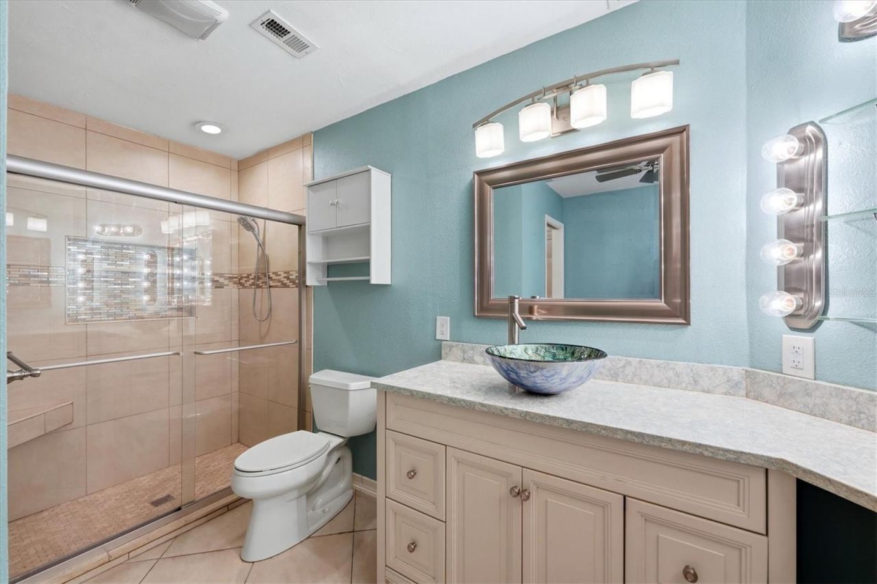 5015 86th Street Court W, Bradenton, FL 34210 Photo