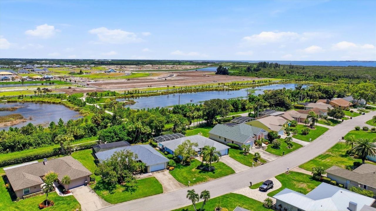 5015 86th Street Court W, Bradenton, FL 34210 Photo