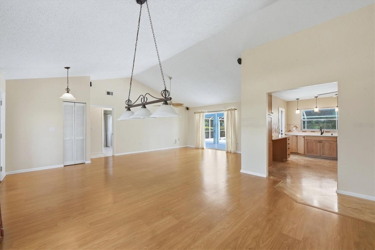 5015 86th Street Court W, Bradenton, FL 34210 Photo