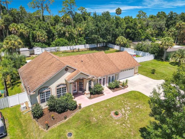 390 MAGNOLIA PLACE , DEBARY, FL 32713