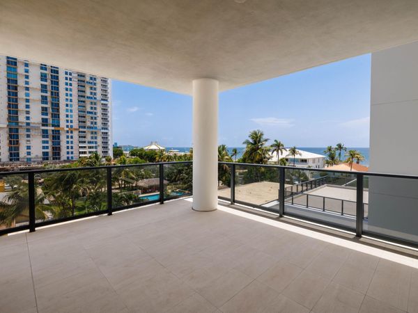 305 BRINY Avenue, Unit 406, Pompano Beach, FL 33062