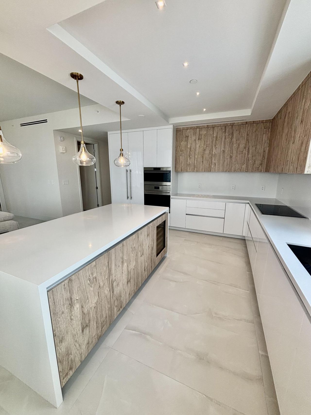 305 Briny Avenue, Unit 406, Pompano Beach, FL 33062 Photo