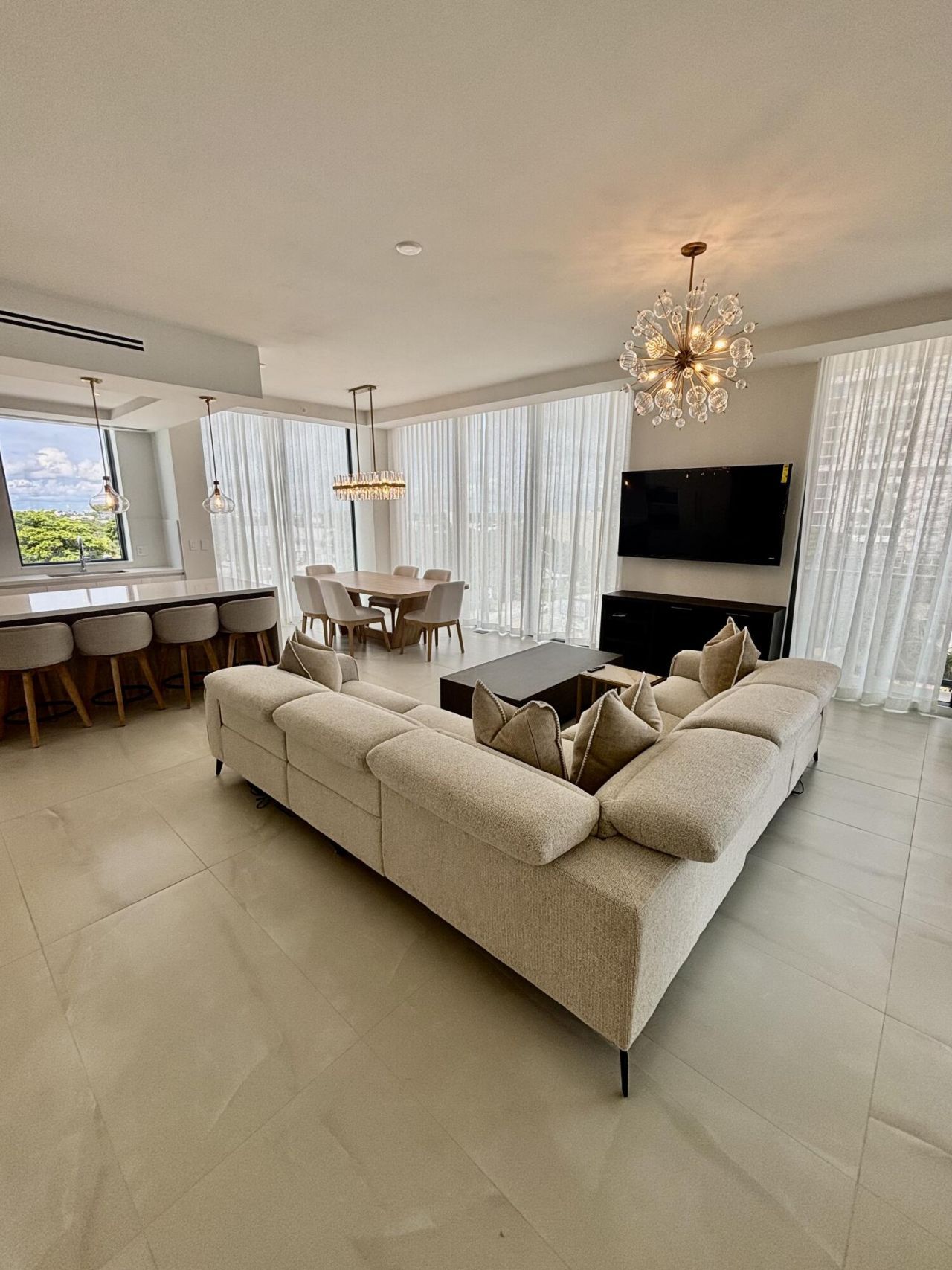 305 Briny Avenue, Unit 406, Pompano Beach, FL 33062 Photo