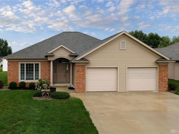 806 Silver Pines Dr, Kalida, OH 45853