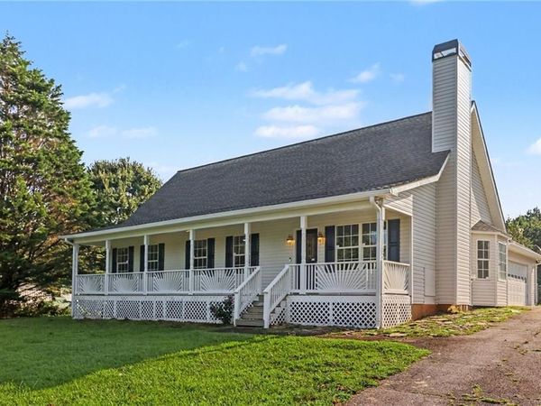 4075 Asbury Mill Road , Cleveland, GA 30528