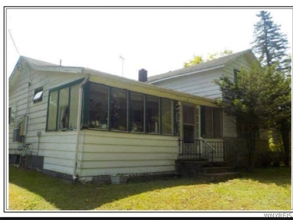 10953 Railroad Avenue , Irving, NY 14081