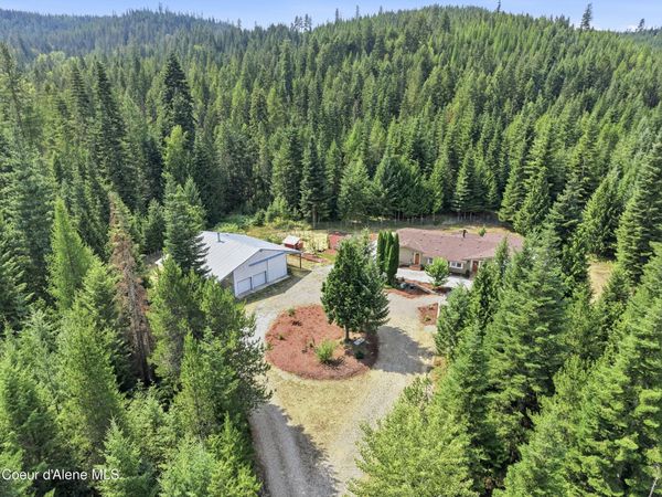 450 Parsons DR , Priest River, ID 83856