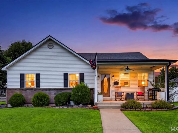 1019 W Main Street , Bowling Green, MO 63334