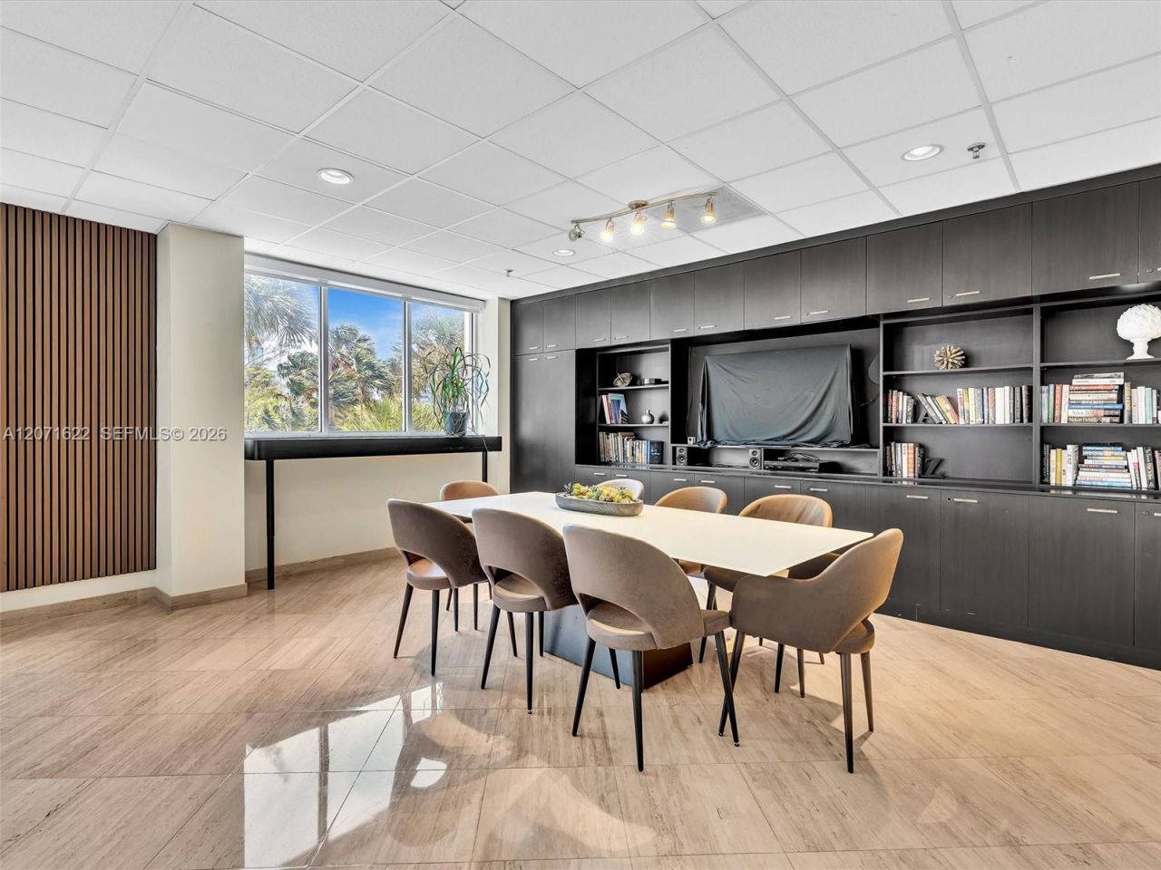 6422 Collins Ave , Unit 501, Miami Beach, FL 33141 Photo