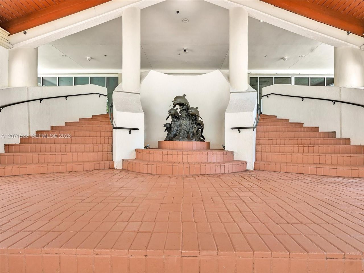 6422 Collins Ave , Unit 501, Miami Beach, FL 33141 Photo