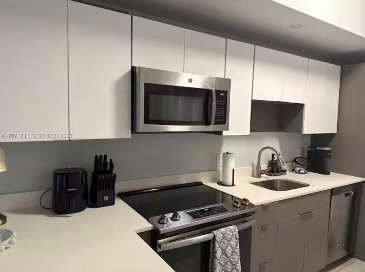 321 NE 26th St , Unit 811, Miami, FL 33137 Photo