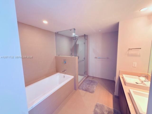 1080 Brickell Ave , Unit 3600, Miami, FL 33131 Photo