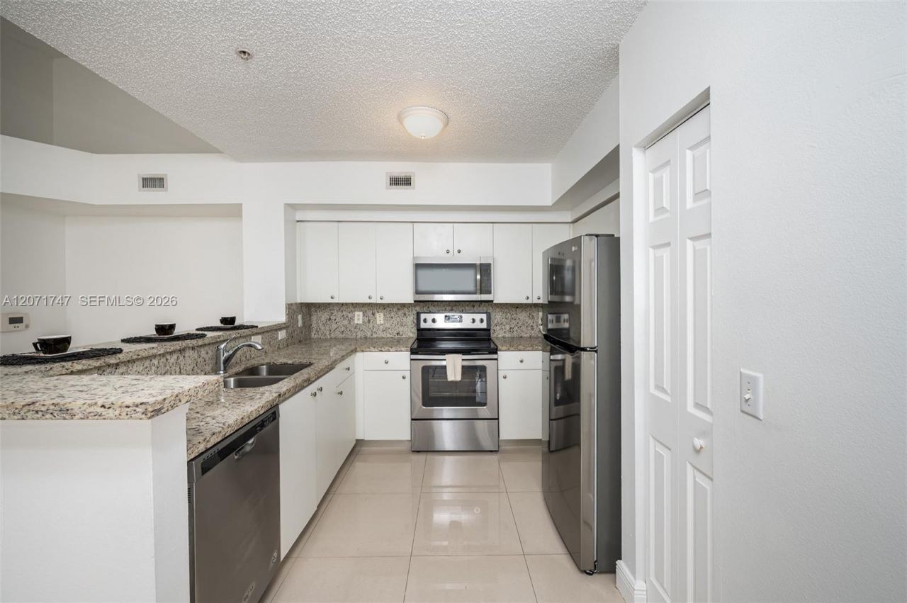 2280 E Preserve Way, Unit 303, Miramar, FL 33025 Photo