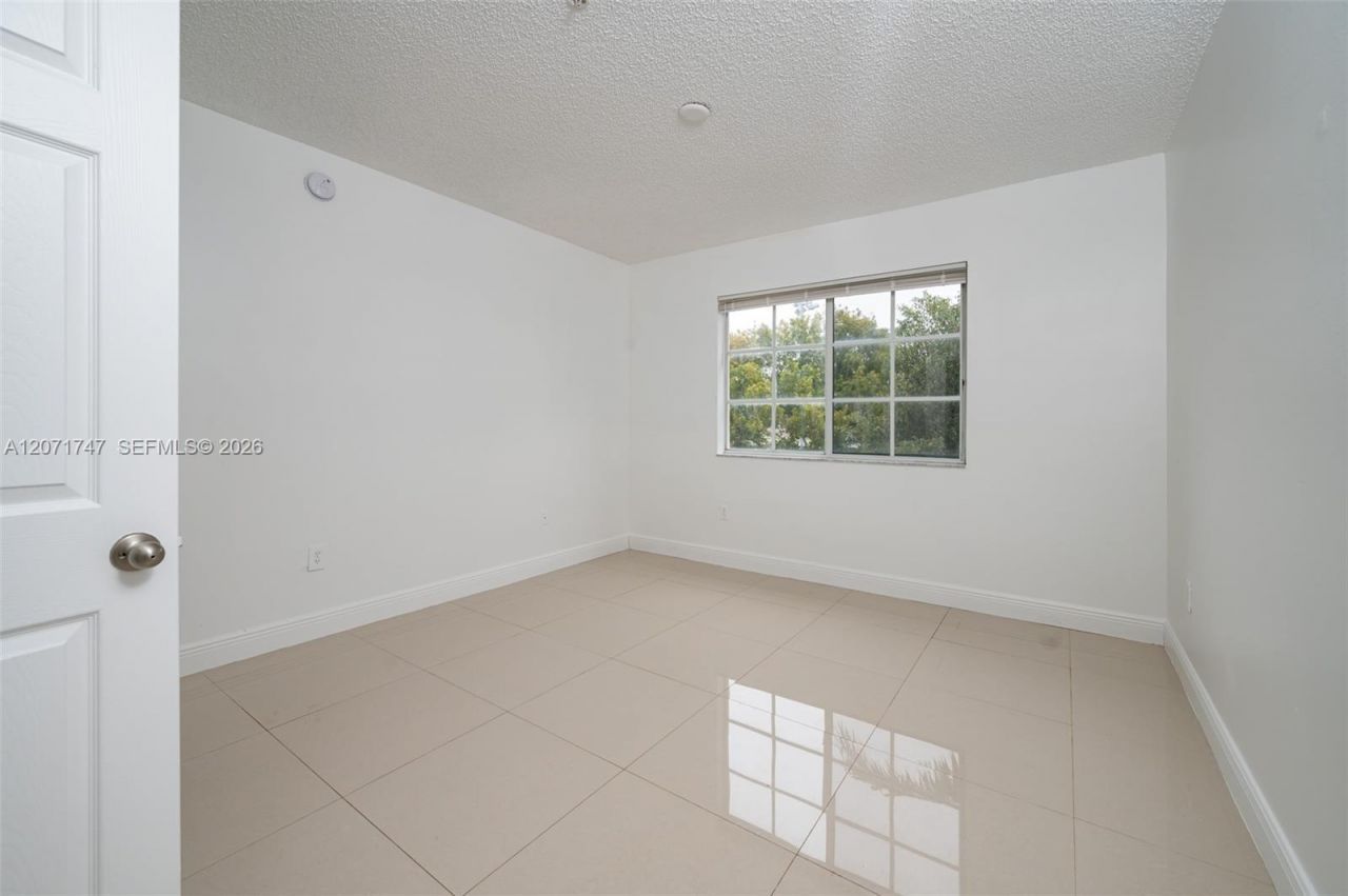 2280 E Preserve Way, Unit 303, Miramar, FL 33025 Photo