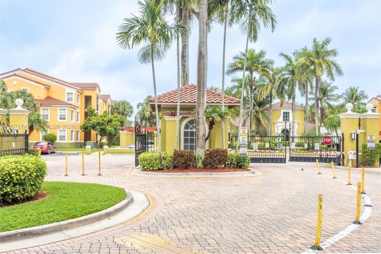 2280 E Preserve Way, Unit 303, Miramar, FL 33025 Photo